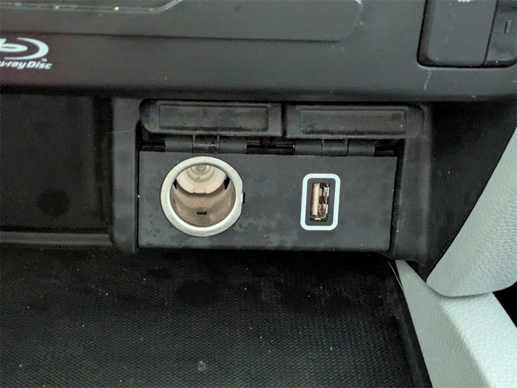 Used 2020 Honda Pilot Touring image 24