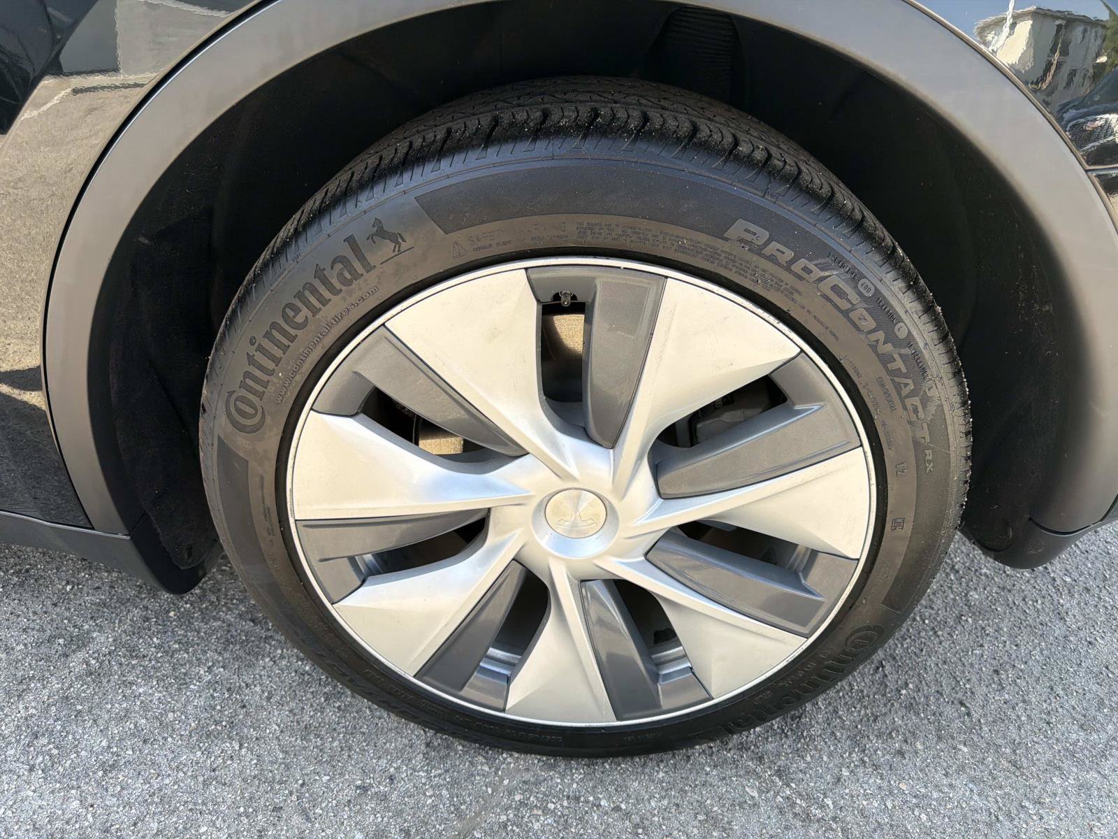 Used 2021 Tesla Model Y Long Range AWD/4WD image 6