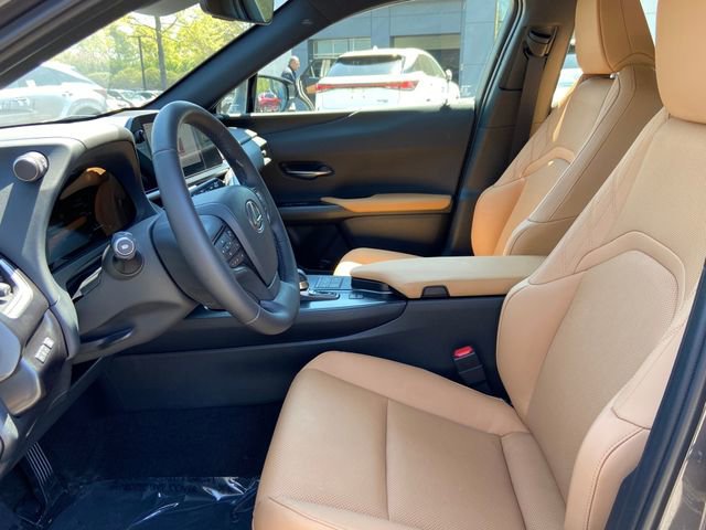 Certified 2025 Lexus UX 300h AWD w/ Accessory Package (Z1) image 22