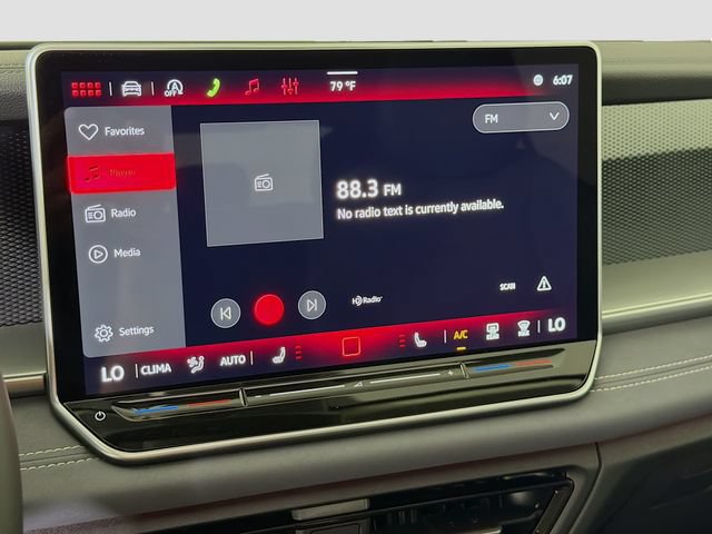 New 2026 Volkswagen Tiguan SE FWD image 15