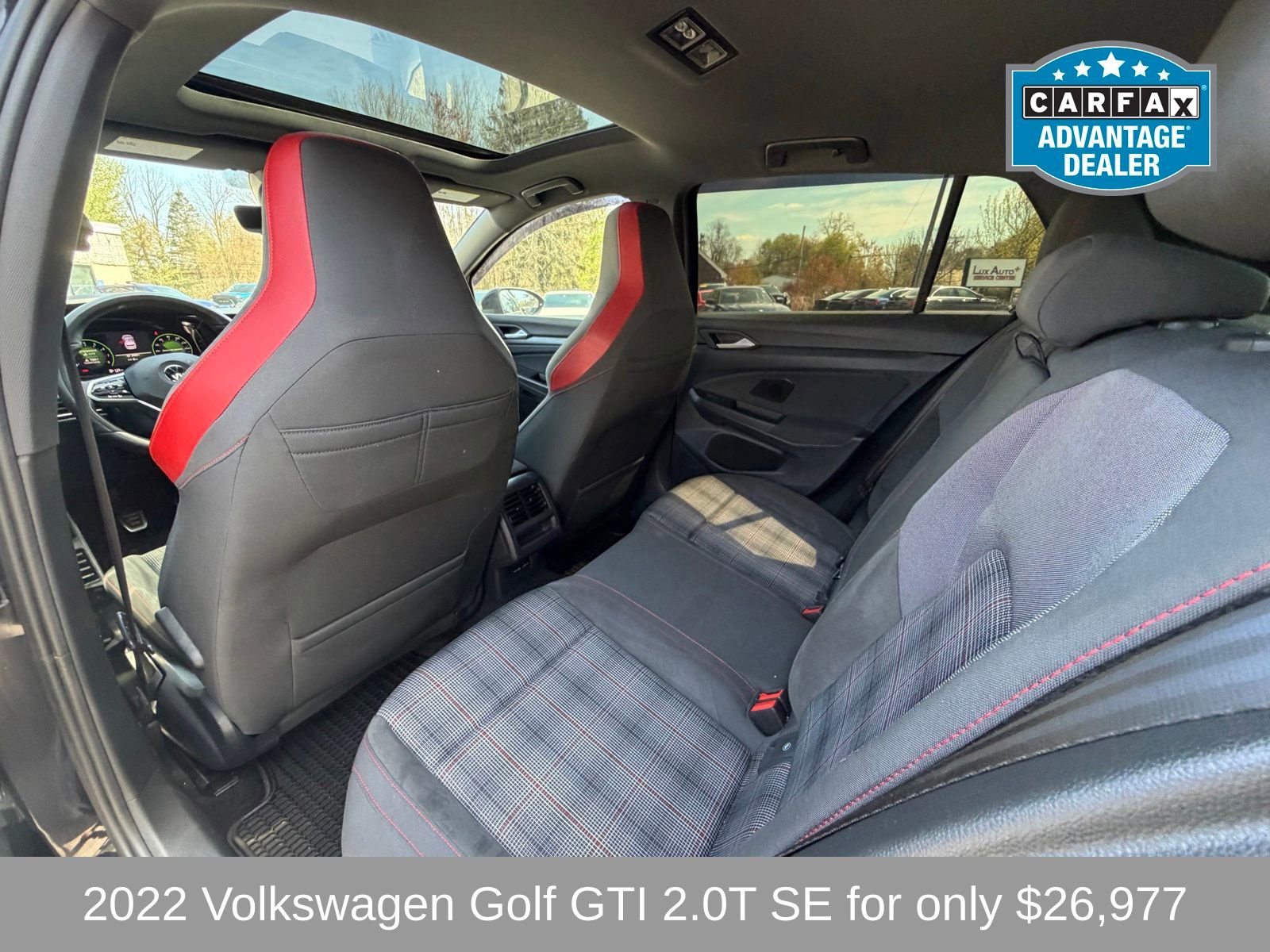 Used 2022 Volkswagen GTI SE FWD image 10