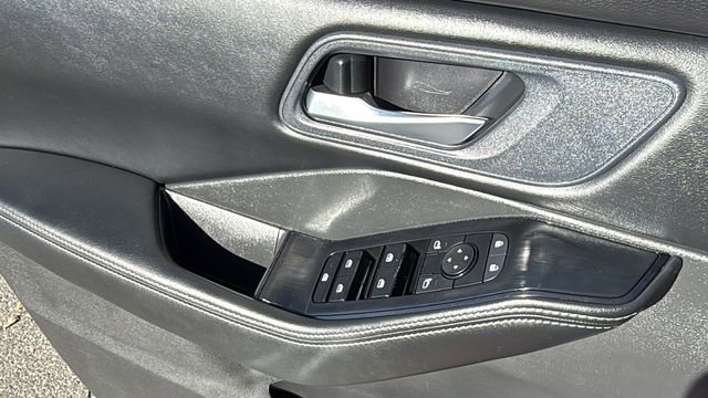 Certified 2024 Nissan Rogue SV image 22