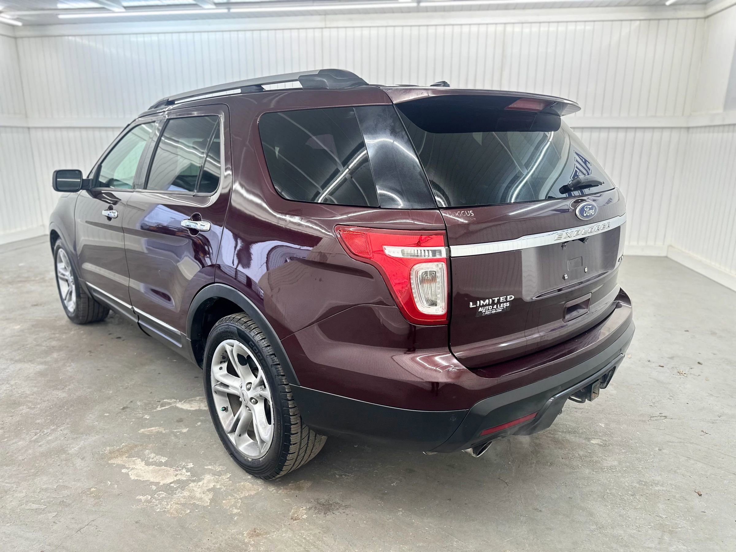 Used 2011 Ford Explorer Limited w/ 301A Rapid Spec Order Code image 7