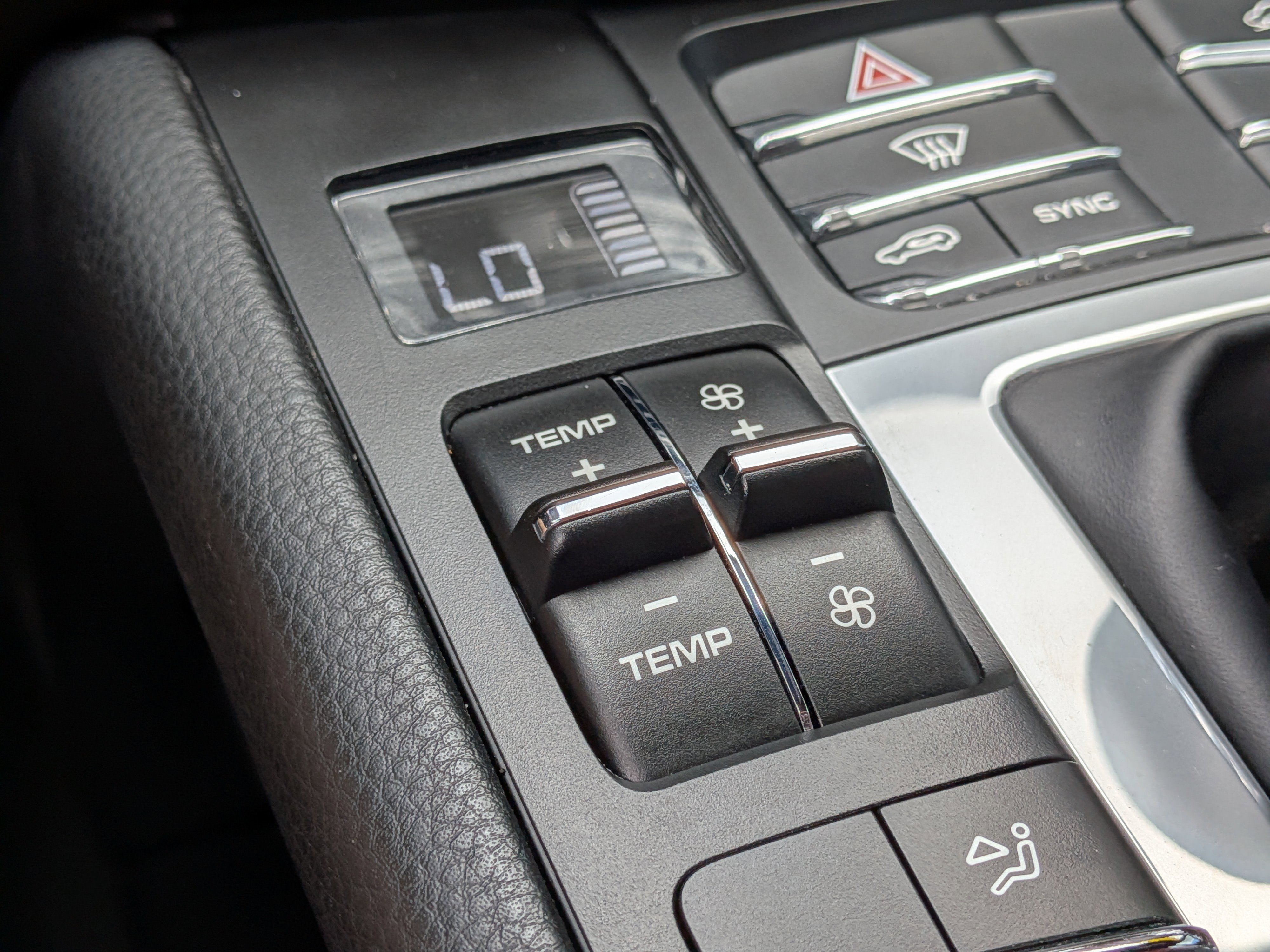 Used 2019 Porsche Macan S image 32