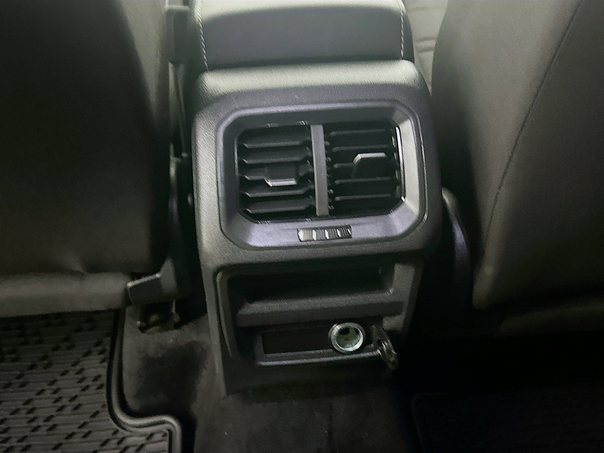 Used 2024 Volkswagen Tiguan S w/ MDO Package, Three-Row image 27