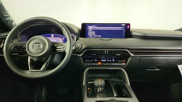 New 2026 MAZDA CX-90 Plug-In Hybrid w/ Premium Plus AWD/4WD image 26