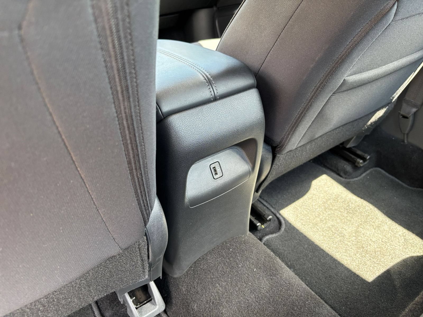 Used 2025 Nissan Sentra SV FWD image 20