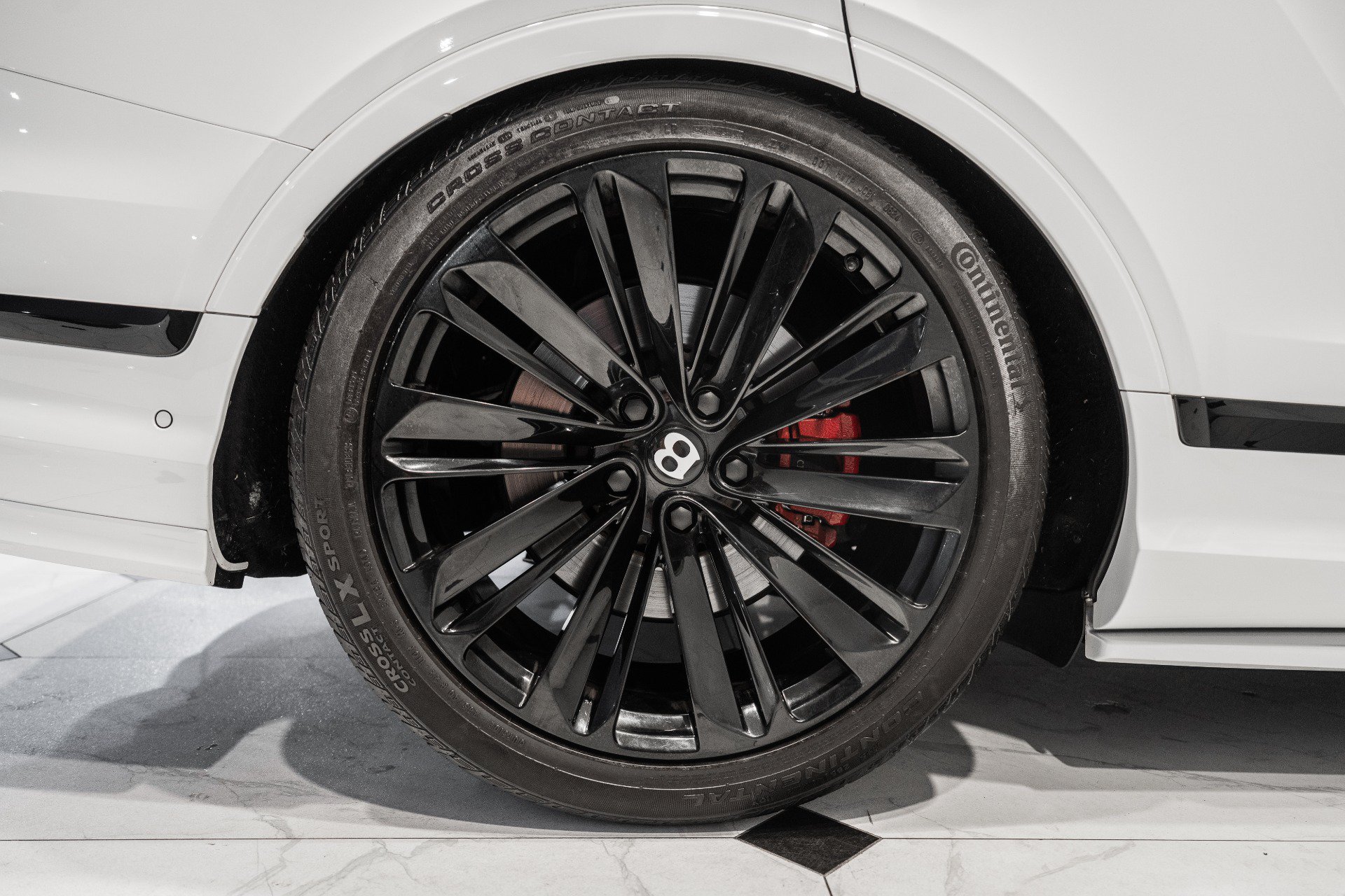 Used 2021 Bentley Bentayga Speed AWD/4WD image 54