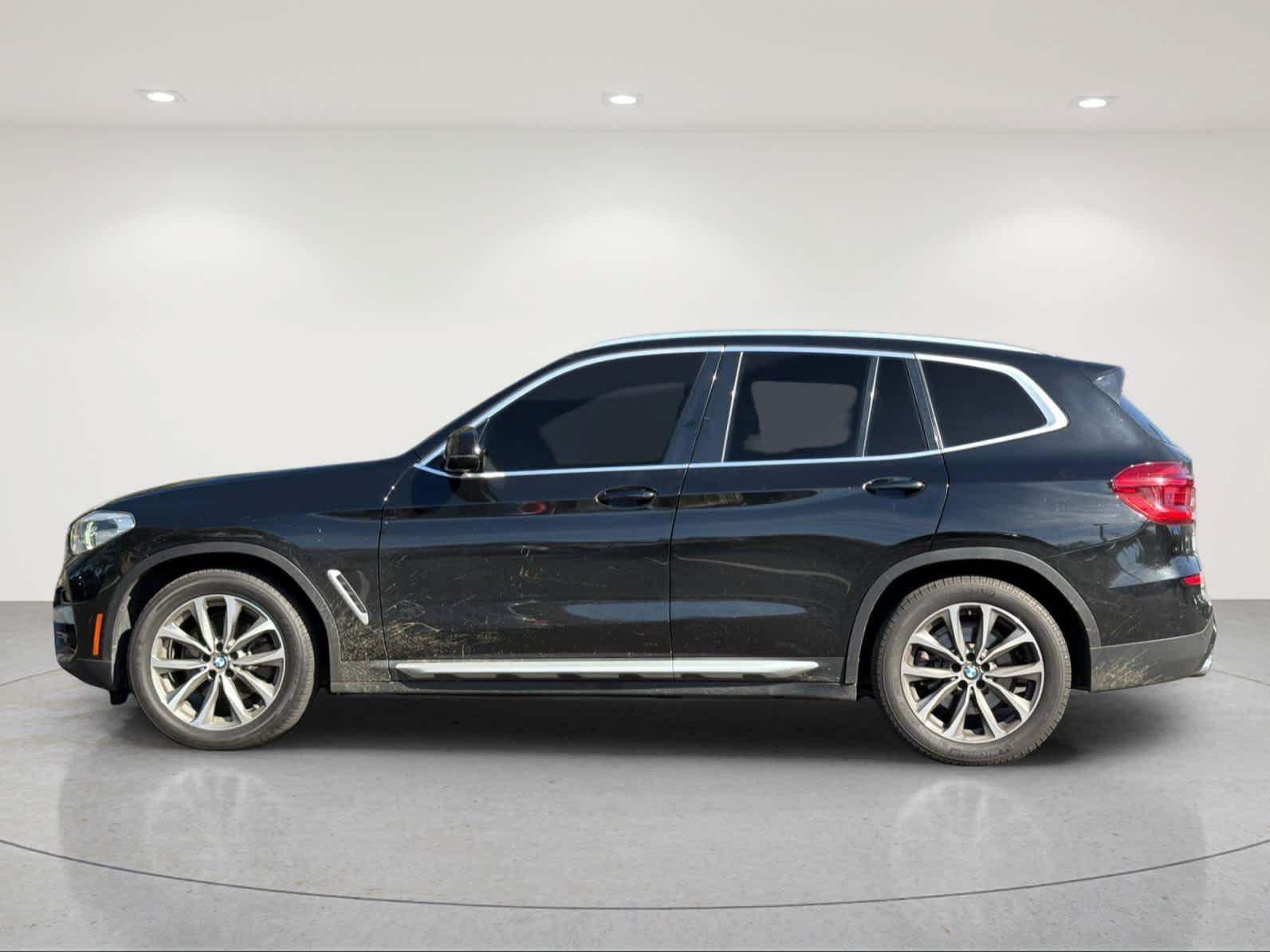 Used 2019 BMW X3 sDrive30i w/ Convenience Package RWD image 2