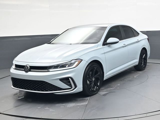 Used 2025 Volkswagen Jetta SE image 9