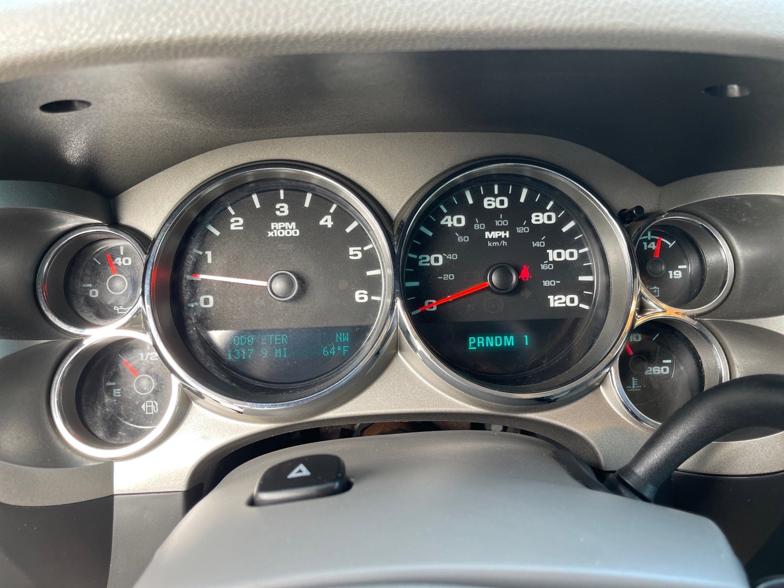 Used 2014 Chevrolet Silverado 2500 LT w/ Interior Plus Package image 4