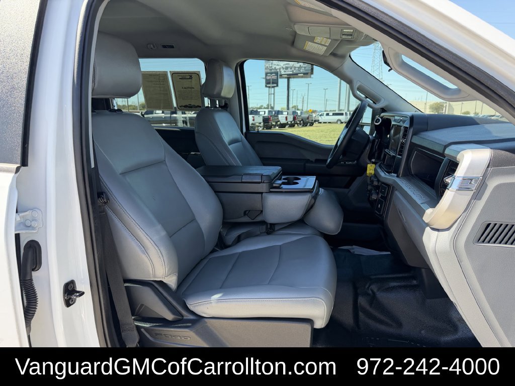 Used 2025 Ford F250 XL w/ XL Driver Assist Package RWD image 29