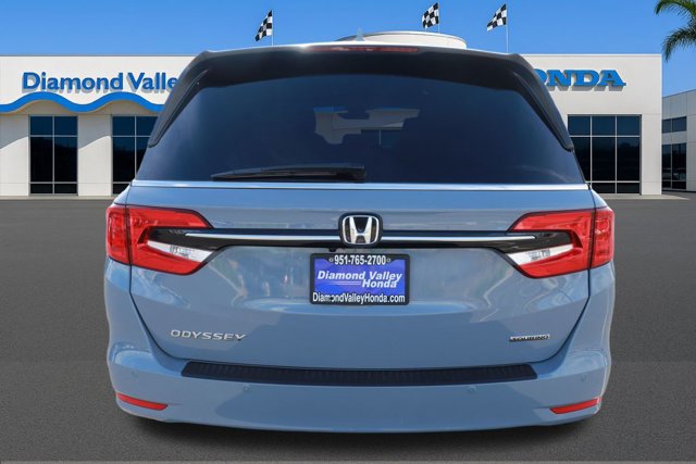 Used 2023 Honda Odyssey Touring image 5