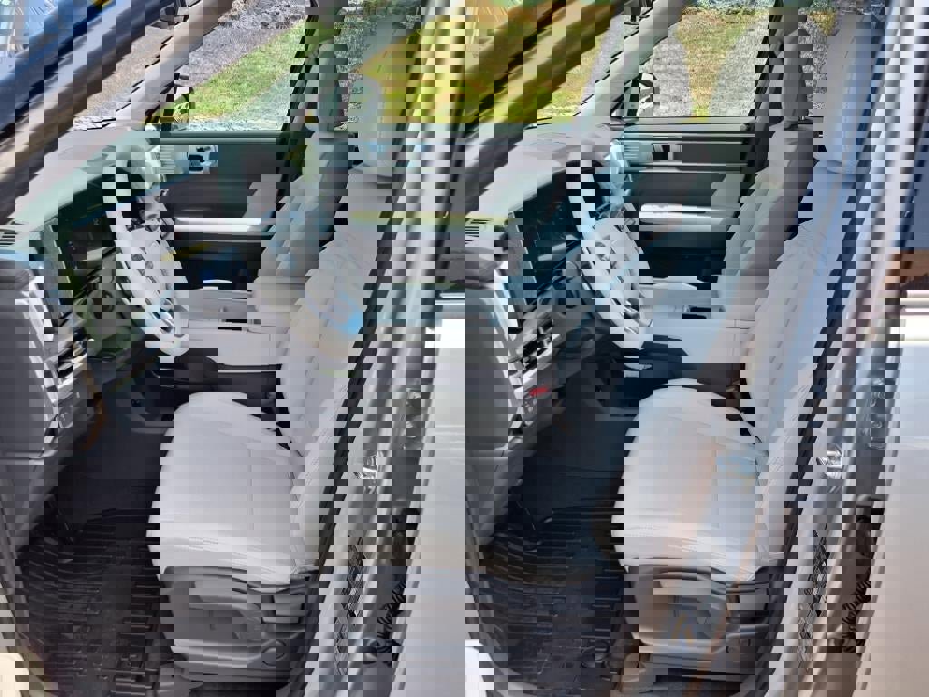 New 2026 Hyundai Santa Fe SE image 12