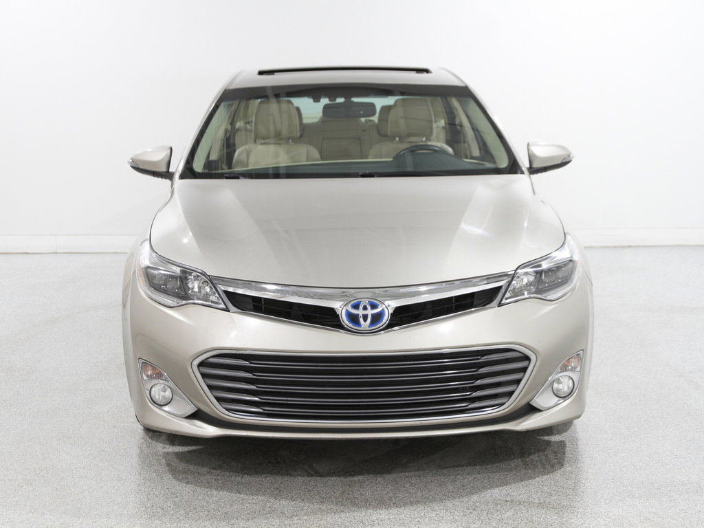 Used 2014 Toyota Avalon Limited image 2