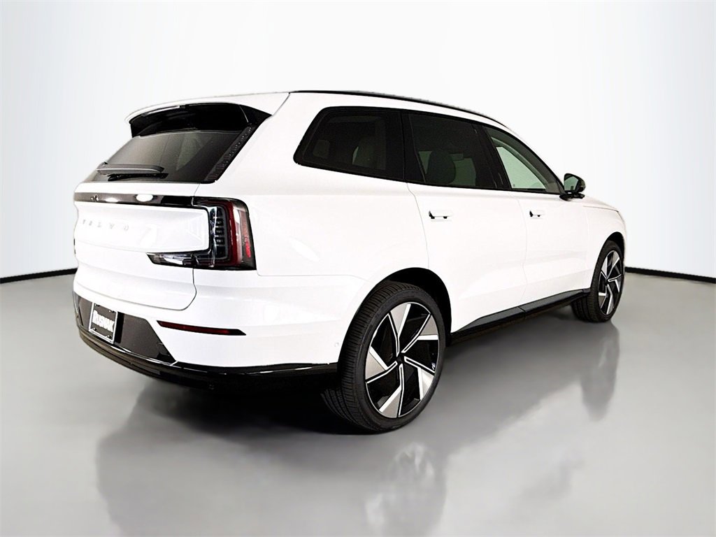 New 2025 Volvo EX90 Plus image 7