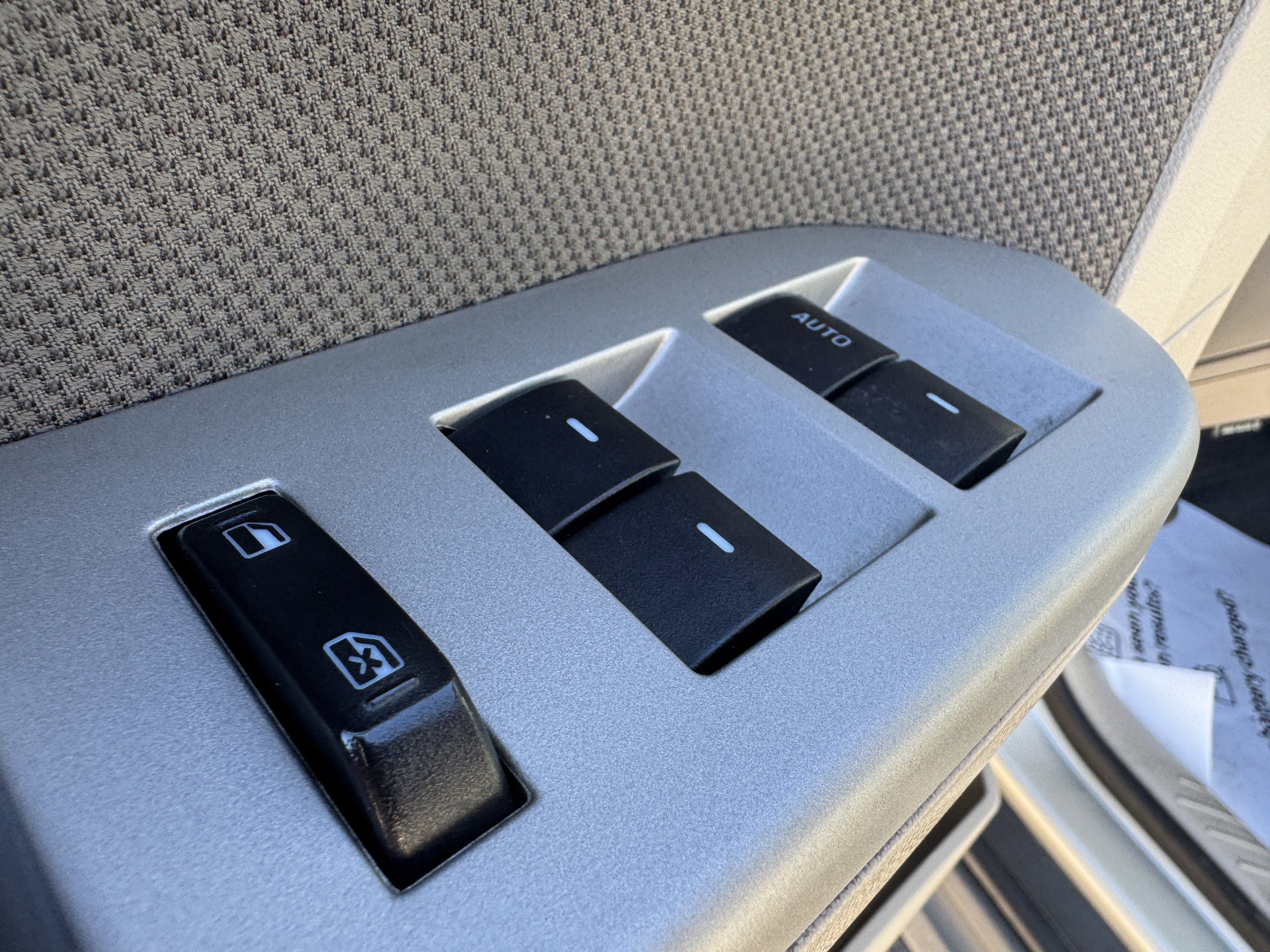 Used 2010 Ford Escape XLT FWD image 10