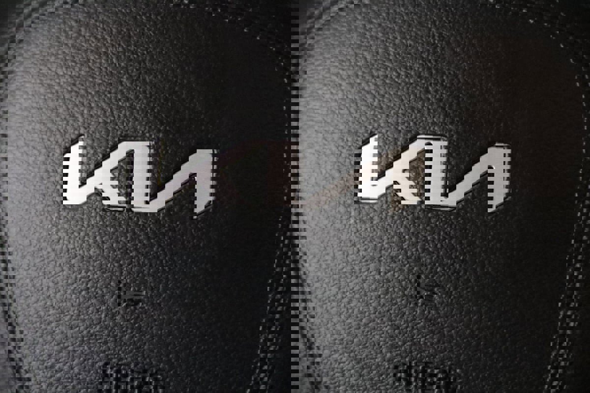 Used 2023 Kia Telluride S image 41