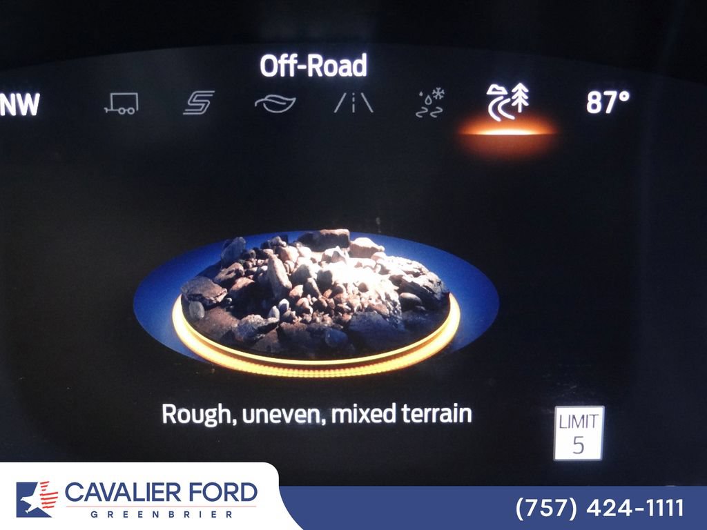 Used 2026 Ford Explorer ST-Line w/ ST-Line Street Pack AWD/4WD image 41