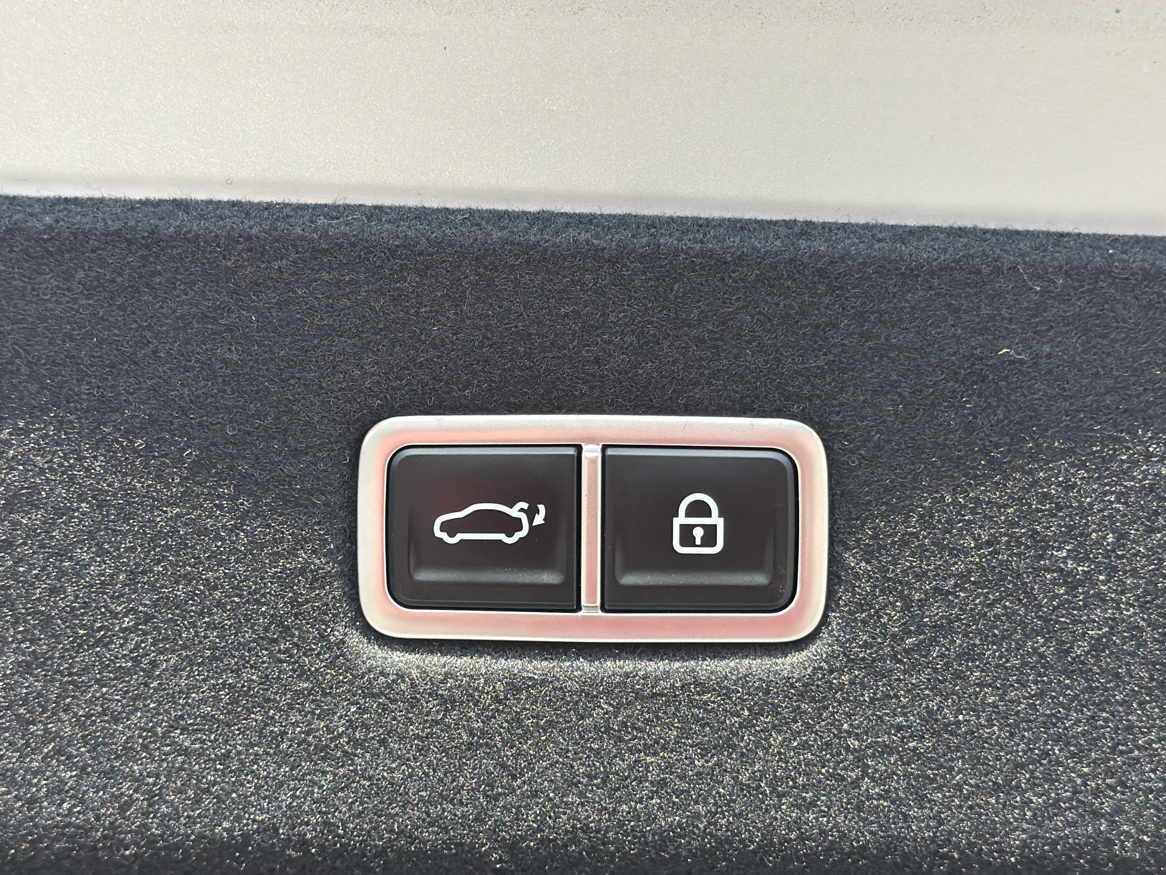 Used 2023 Hyundai Ioniq 6 Limited w/ Cargo Package RWD image 25