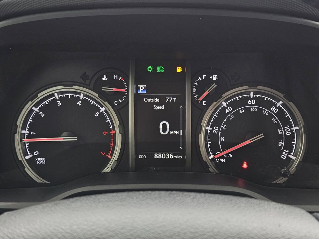 Used 2022 Toyota 4Runner TRD Off-Road image 12