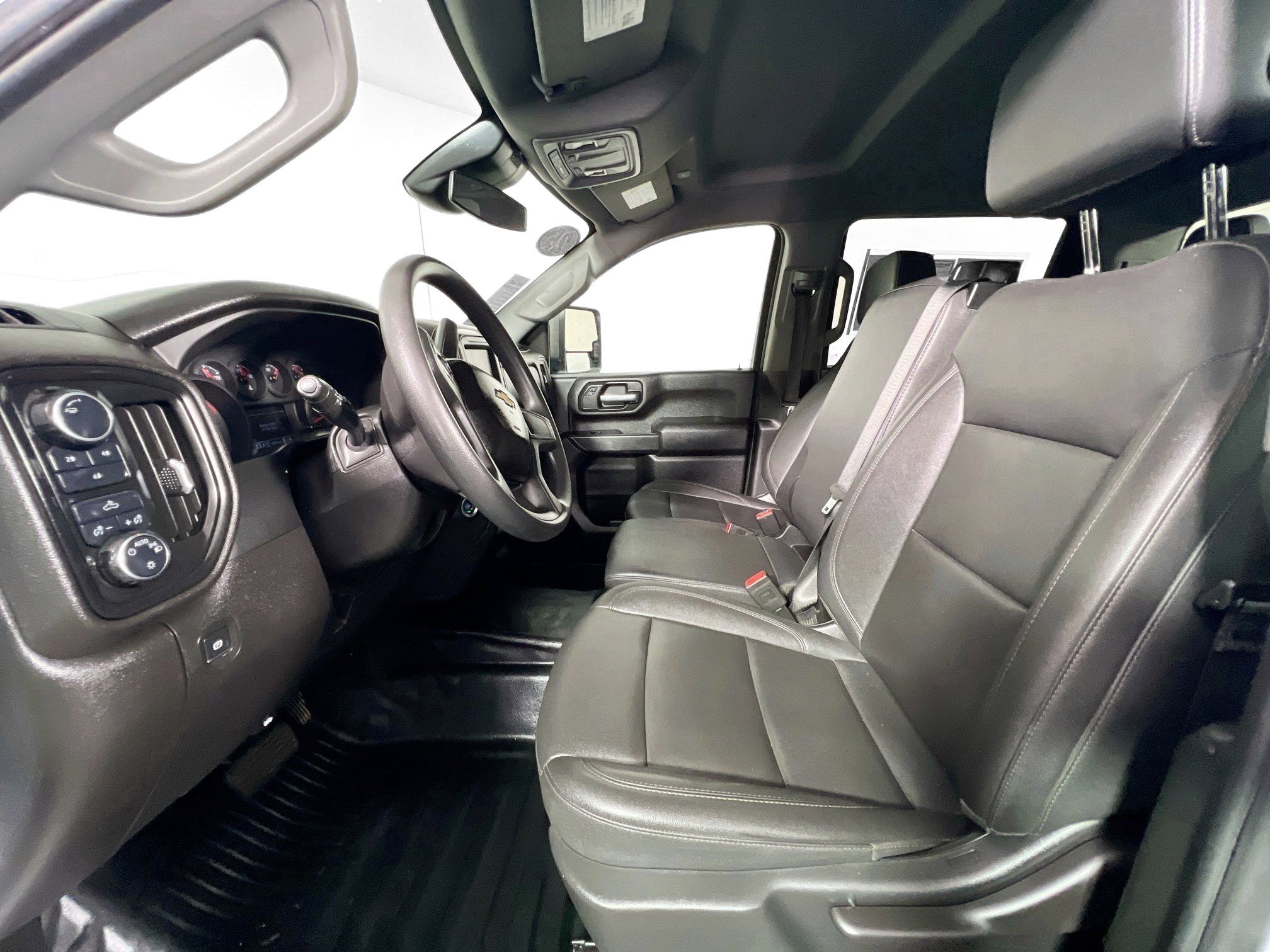 Used 2025 Chevrolet Silverado 2500 W/T w/ WT Convenience Package AWD/4WD image 12