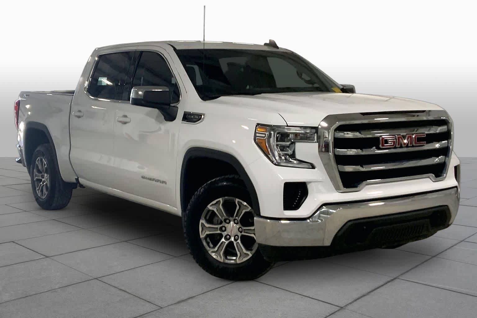 Used 2021 GMC Sierra 1500 SLE w/ X31 Off-Road Package AWD/4WD image 3