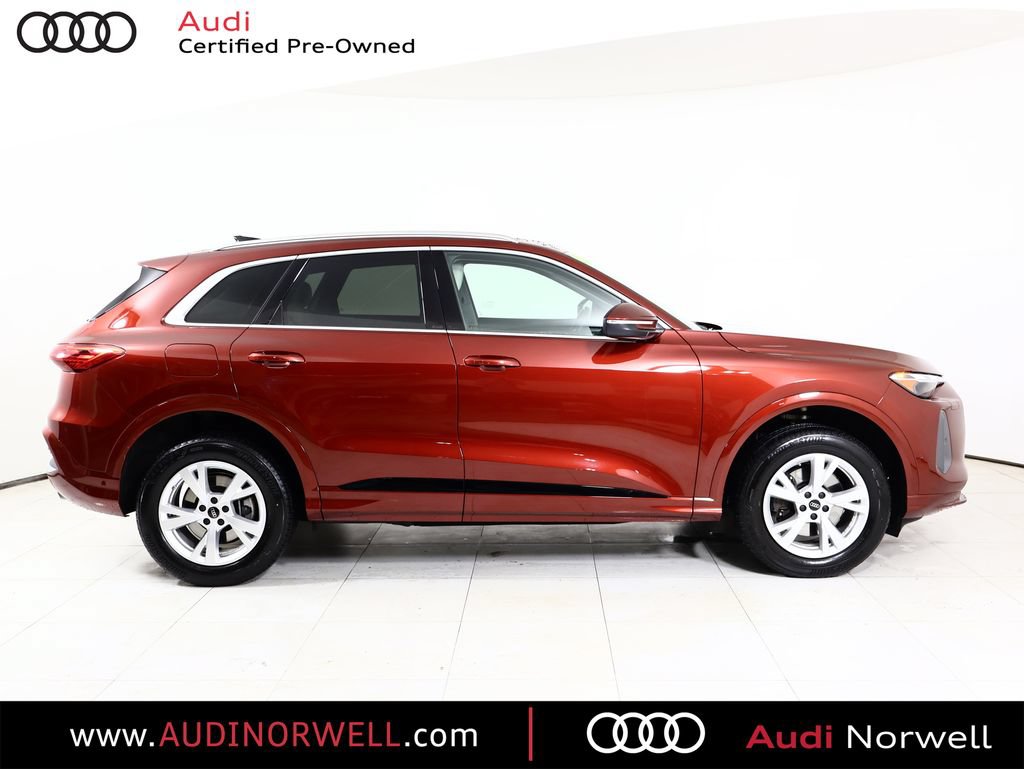 Certified 2025 Audi Q5 Premium AWD/4WD image 18