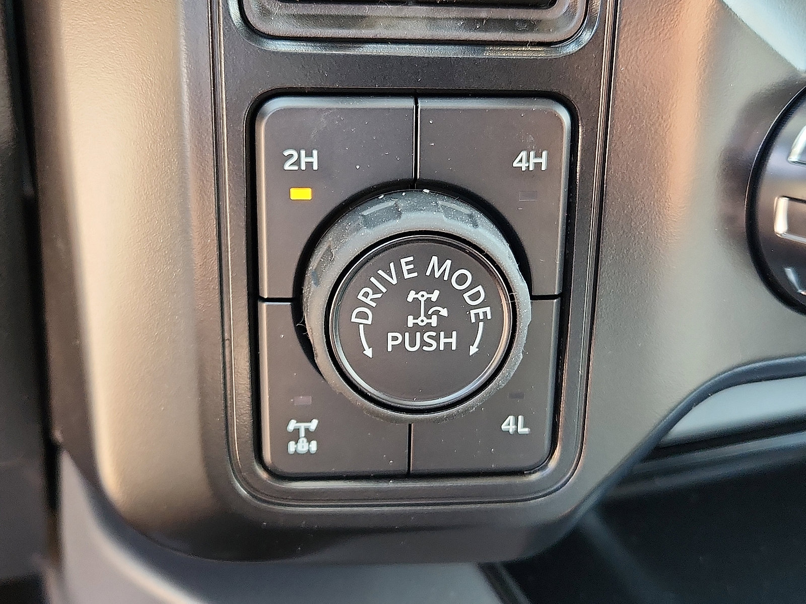 New 2026 Ford F250 Lariat w/ Tremor Off-Road Package image 16