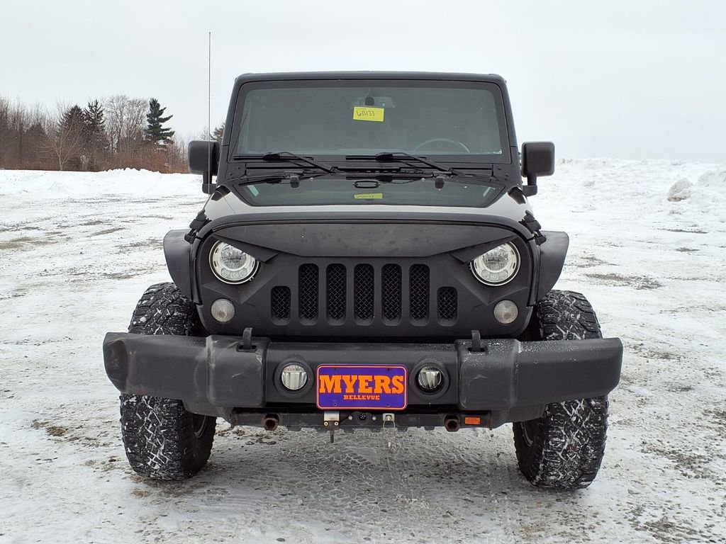 Used 2018 Jeep Wrangler Unlimited Rubicon w/ Connectivity Group image 18