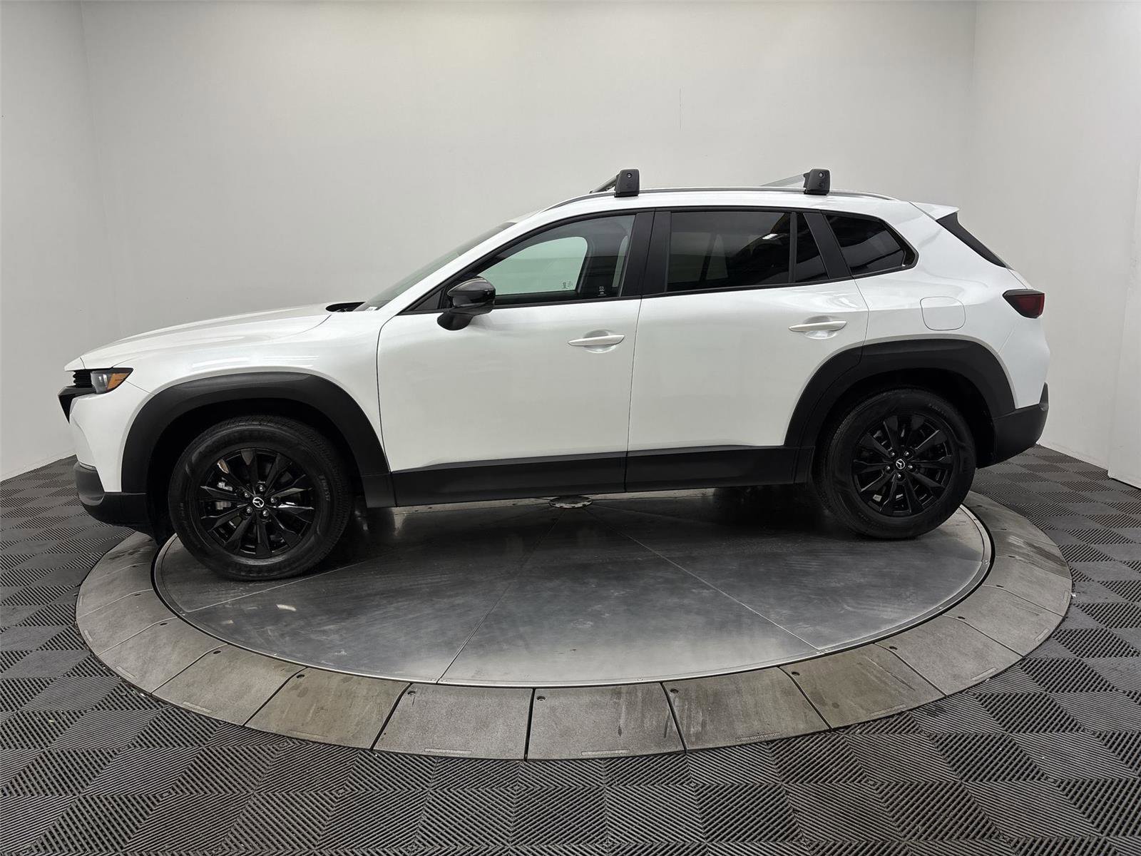 Used 2025 MAZDA CX-50 AWD 2.5 S w/ Premium Package image 16