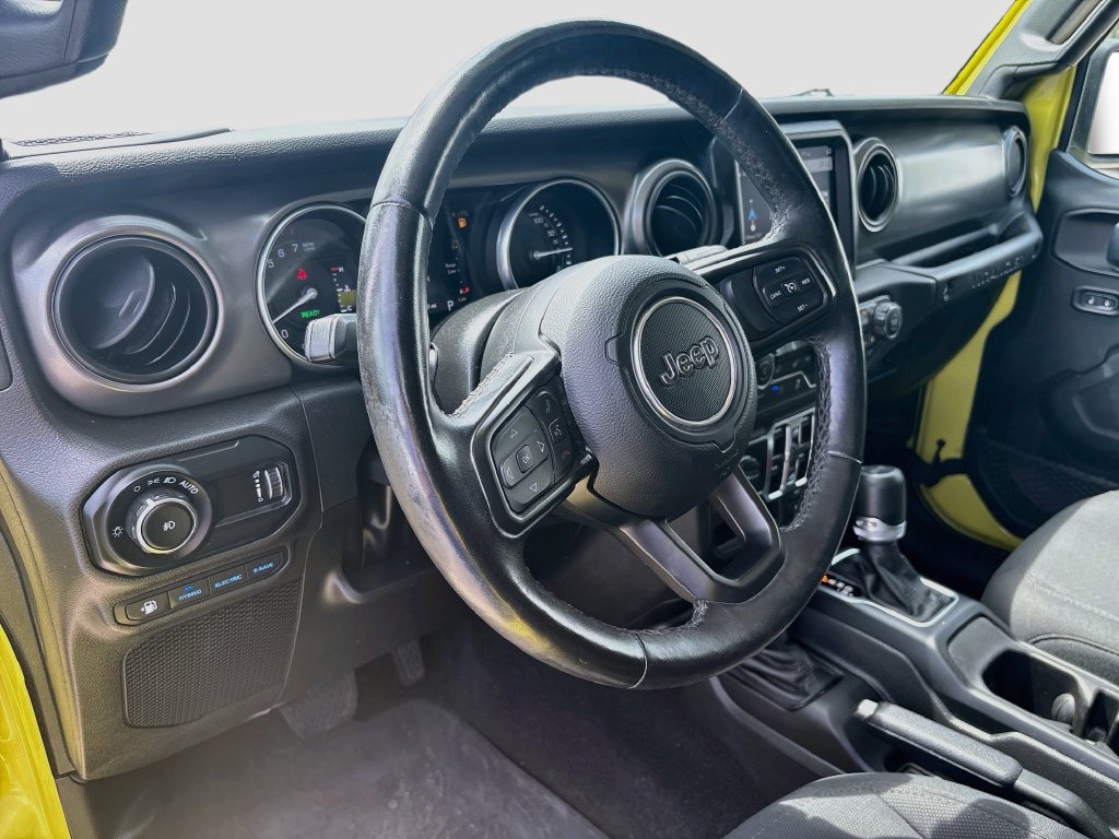 Certified 2023 Jeep Wrangler Unlimited w/ Cold Weather Group AWD/4WD image 23