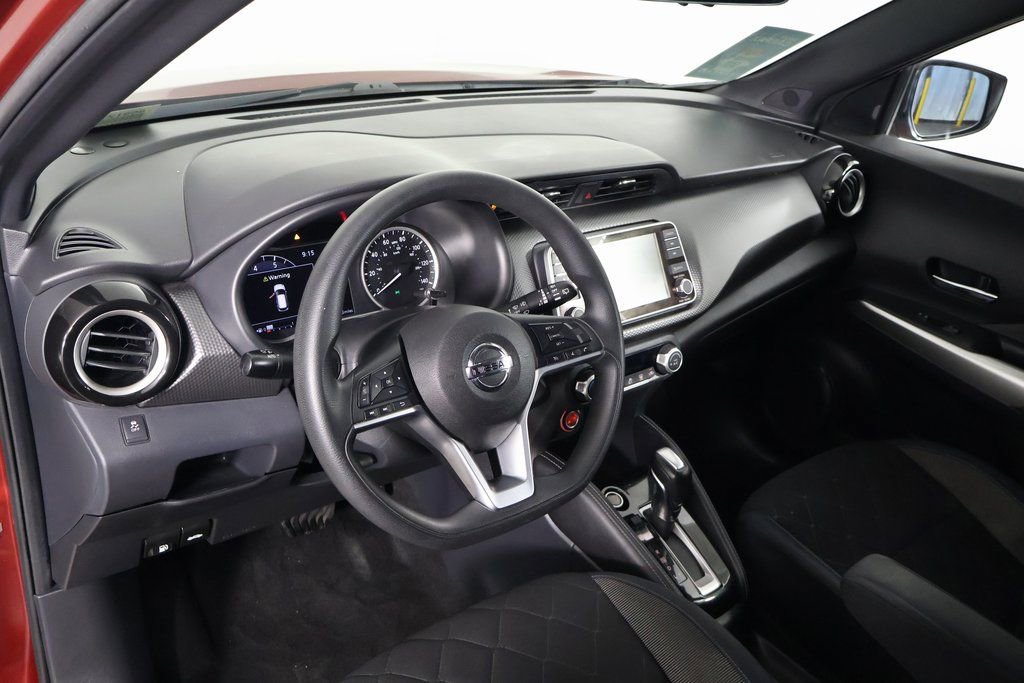 Used 2018 Nissan Kicks SV w/ Interior Electronics Package image 7