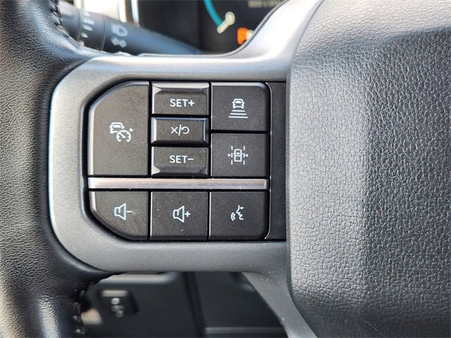 Used 2023 Ford F150 Lariat w/ Trailer Tow Package image 29