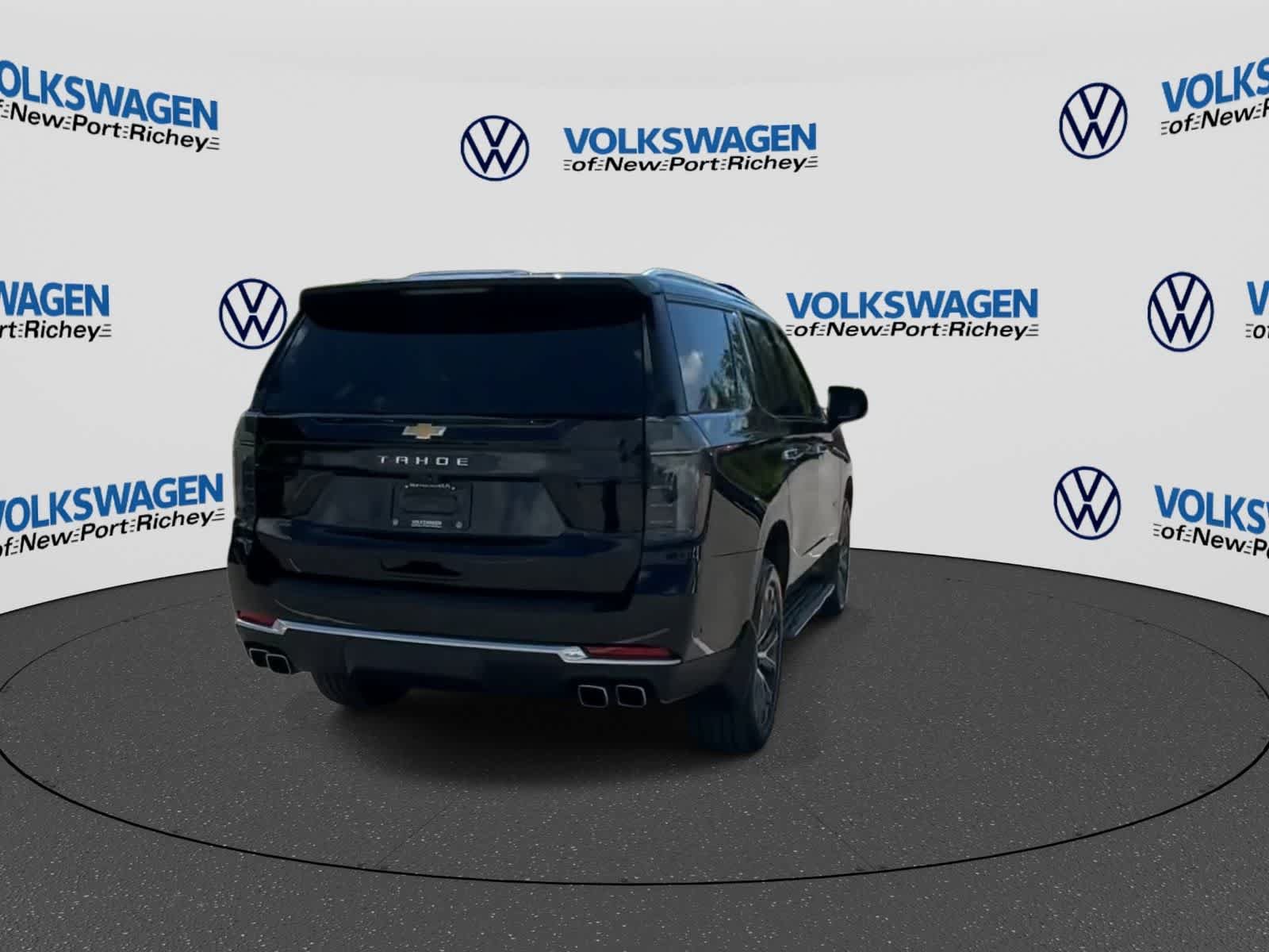 Used 2025 Chevrolet Tahoe High Country AWD/4WD image 7