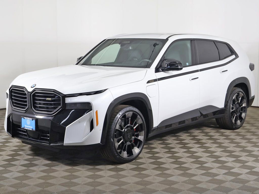 Used 2024 BMW XM image 12
