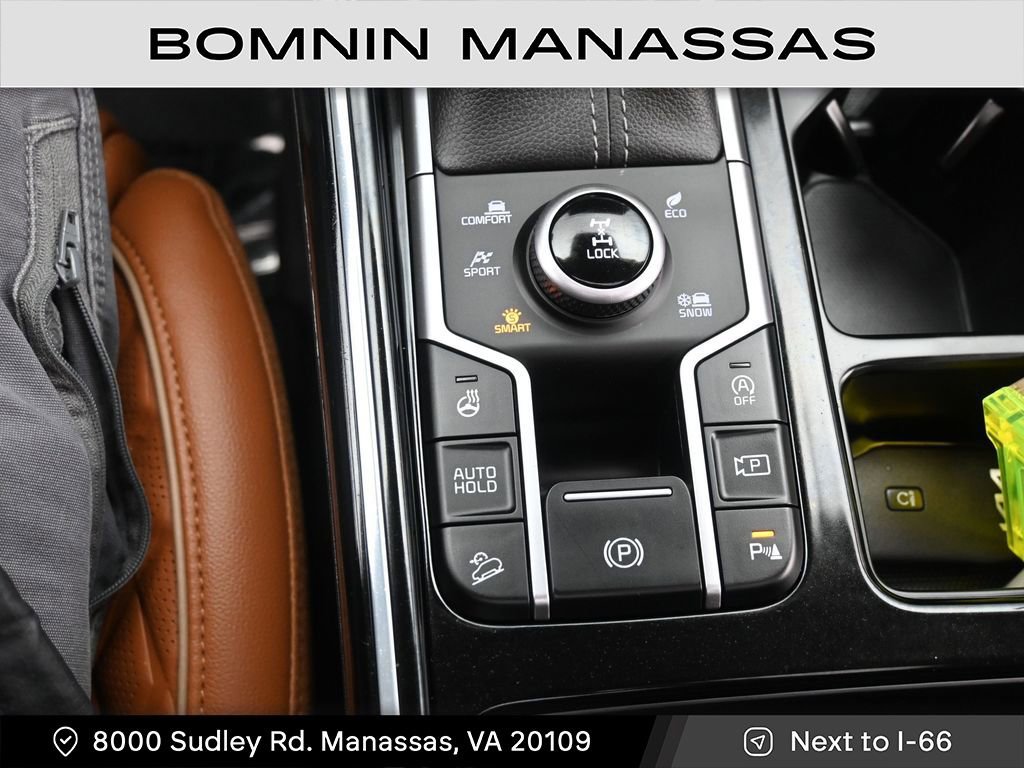 Used 2023 Kia Sorento SX Prestige image 17