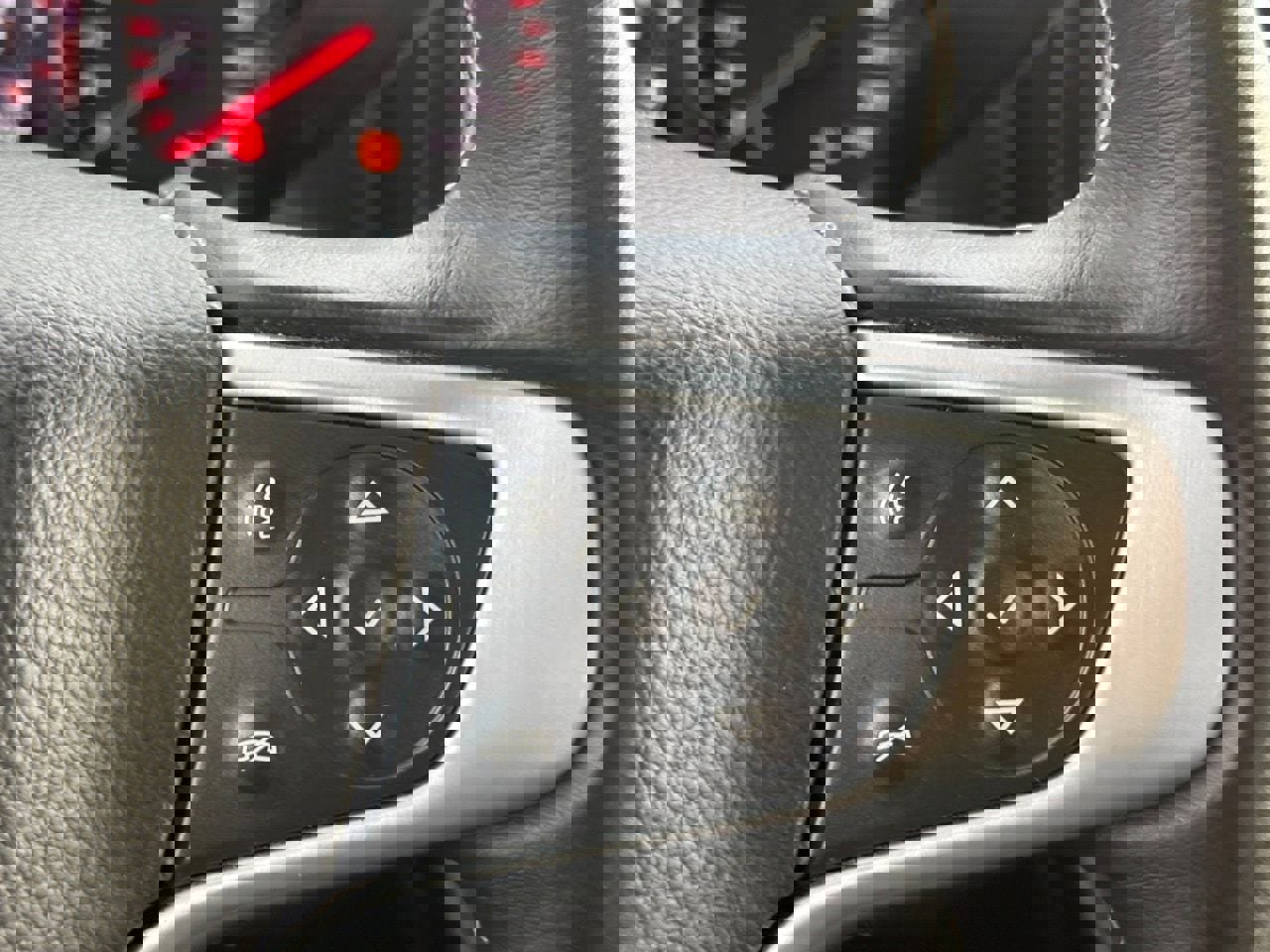 Used 2015 GMC Sierra 1500 SLE w/ SLE Value Package AWD/4WD image 14