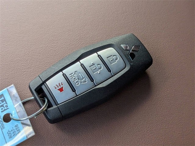 New 2025 Mitsubishi Outlander SEL image 26