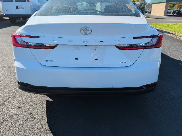 Used 2026 Toyota Camry LE FWD image 9