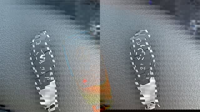 Certified 2025 Mercedes-Benz GLB 250 4MATIC image 39