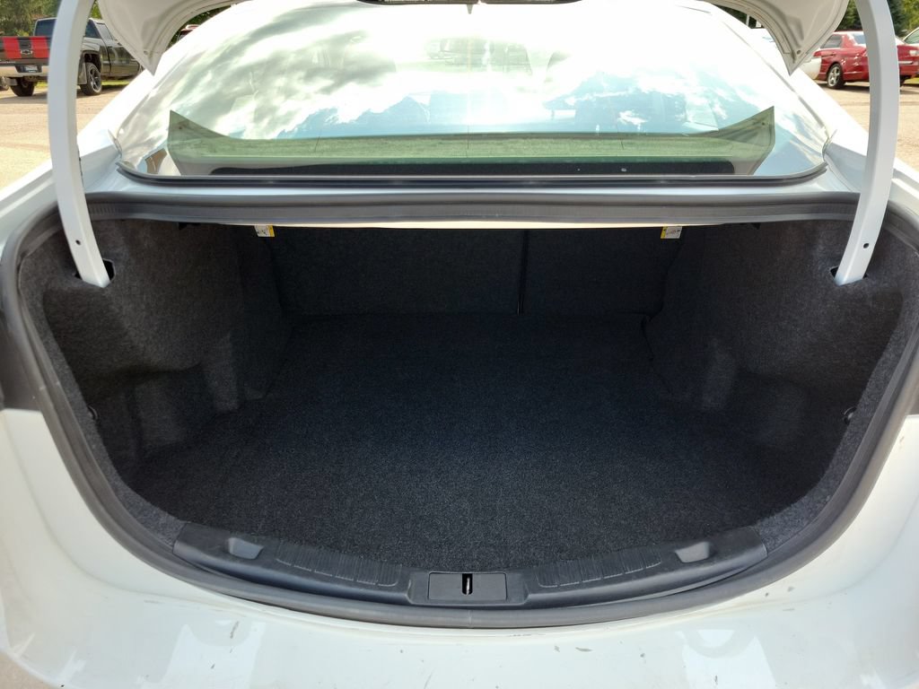 Used 2020 Ford Fusion SE FWD image 30