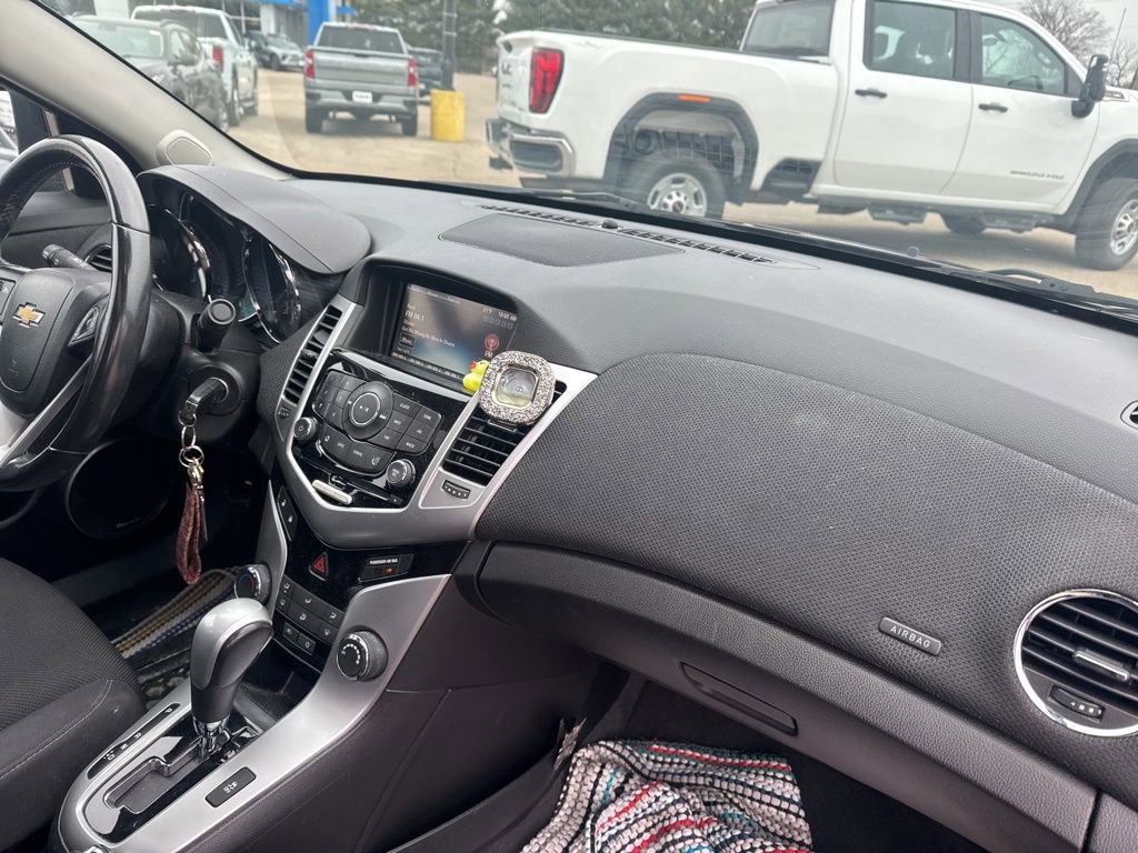 Used 2013 Chevrolet Cruze LT w/ All-Star Edition image 10