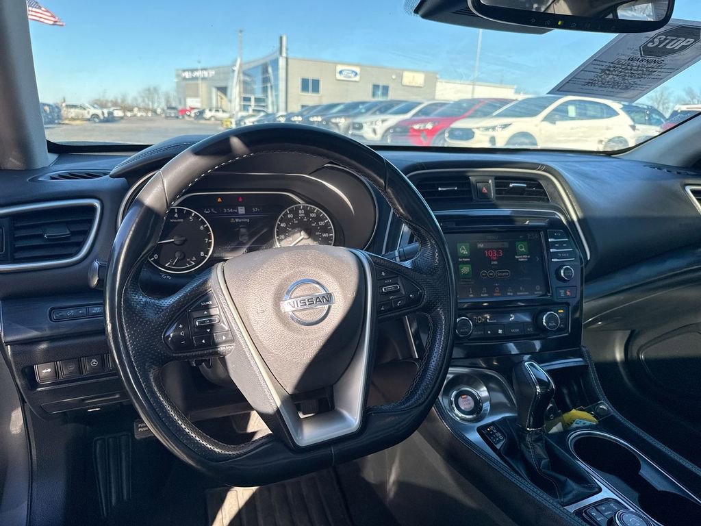 Used 2020 Nissan Maxima Platinum image 11