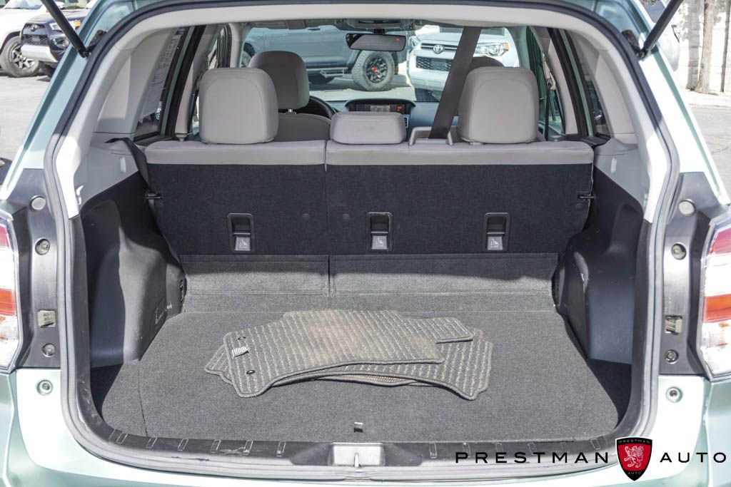 Used 2018 Subaru Forester 2.5i w/ Alloy Wheel Package image 32