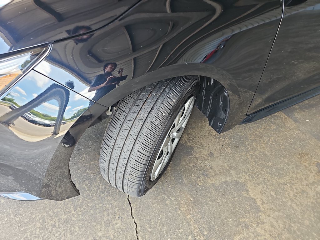 Used 2025 Toyota Corolla LE FWD image 25