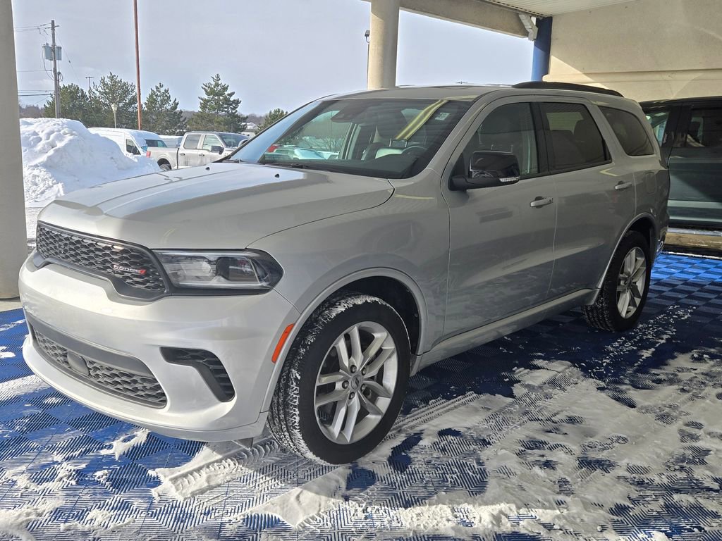 Used 2024 Dodge Durango GT image 3