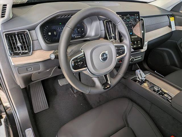 New 2026 Volvo XC90 B5 Plus w/ Protection Package AWD/4WD image 3