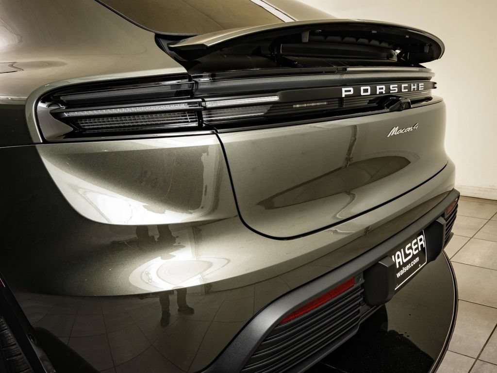 New 2026 Porsche Macan 4 Electric AWD/4WD image 54