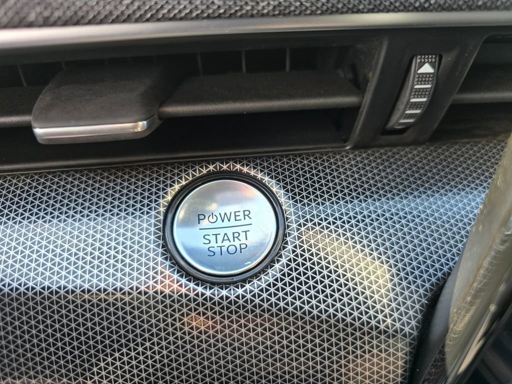 Used 2025 Ford Mustang Mach-E GT image 21